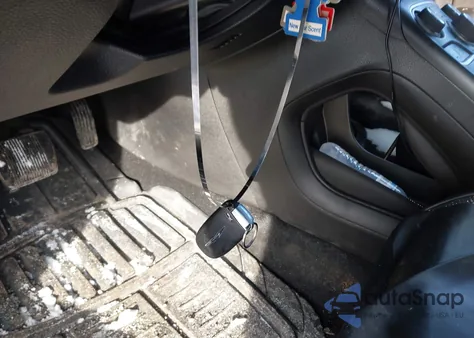 2015 Chrysler 200 Limited z USA, uszkodzony, nr VIN 1C3CCCAB6FN698913